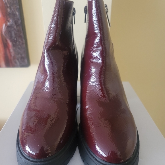 Steve Madden Burgundy Turbo Booties - Picture 5 of 8